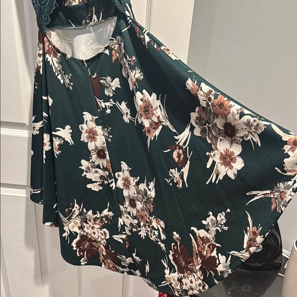 Green High Low Sundress with Sleeveless Halter Neckline for Wedding Guest - Picture 5 of 6